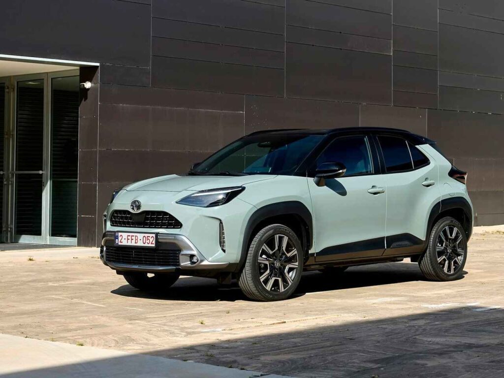 Toyota-Yaris_Cross-veiklos-nuoma-1