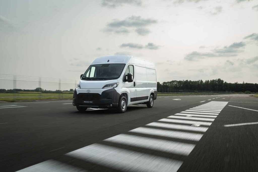 Toyota-Proace-max-veiklos-nuoma-1